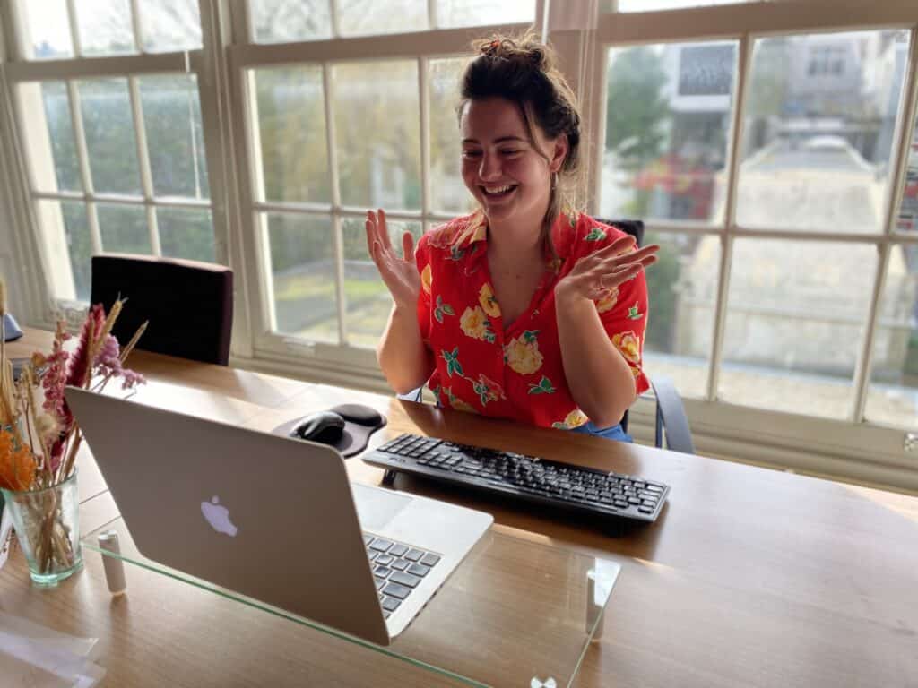 Studentdocent Dido geeft een online seniorencollege Kunstgeschiedenis